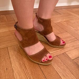 Via Spiga Brown Suede Wedge Sandals S8